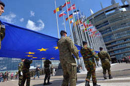 Não à UE federal, neoliberal e militarista